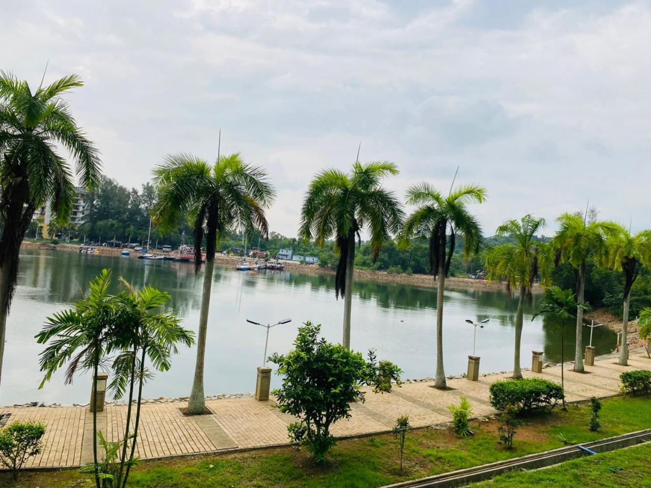 Pd Lagoon Resort Port Dickson Bagian luar foto